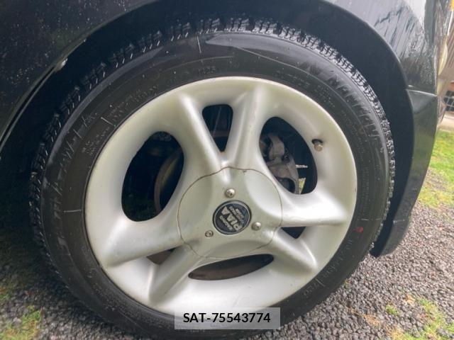 Suzuki WAGON R 2005-10 7621421-7