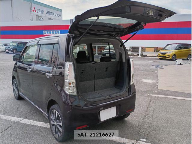 Suzuki WAGON R 2013-09 7621405-17