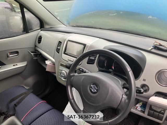 Suzuki WAGON R 2010-12 7621417-14