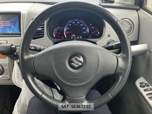 Suzuki WAGON R 2010-12 7621417-18