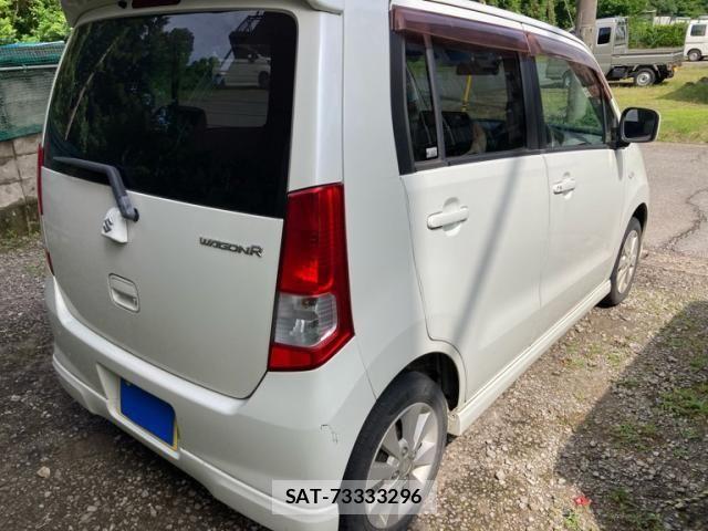 Suzuki WAGON R 2008-10 7621433-3