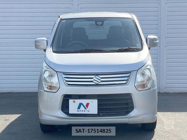 Suzuki WAGON R 2014-08 7621404-13