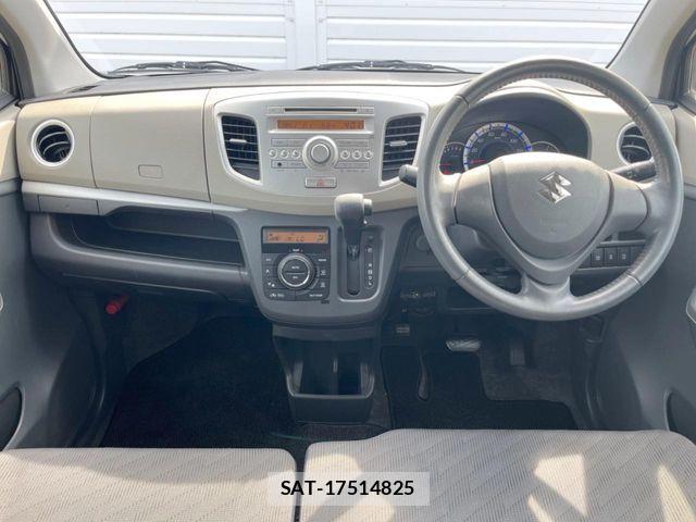 Suzuki WAGON R 2014-08 7621404-1