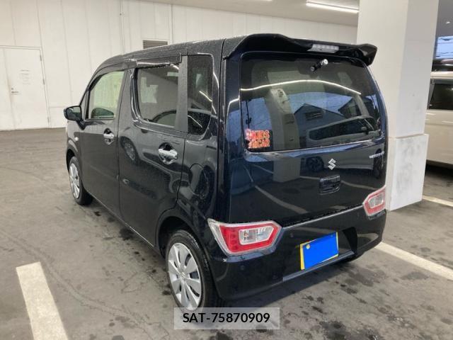 Suzuki WAGON R 2024-06 7621390-3