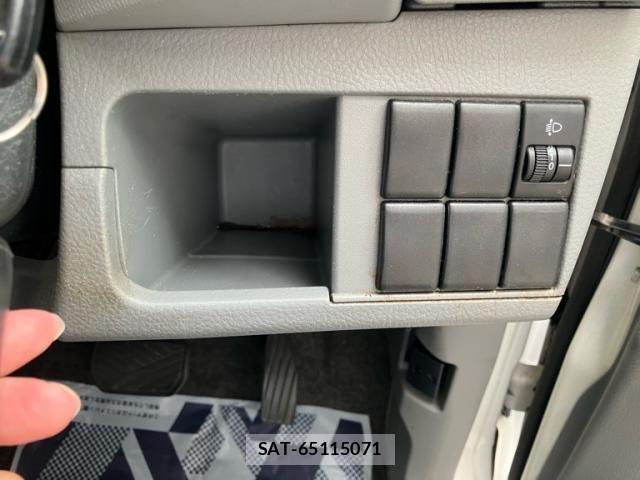 Suzuki WAGON R 2009-06 7621419-16
