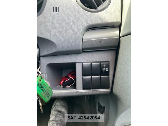 Suzuki WAGON R 2012-03 7621414-12