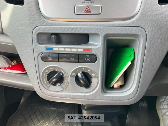 Suzuki WAGON R 2012-03 7621414-17