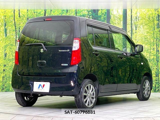 Suzuki WAGON R 2013-06 7621410-16