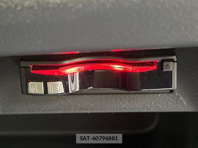 Suzuki WAGON R 2013-06 7621410-6