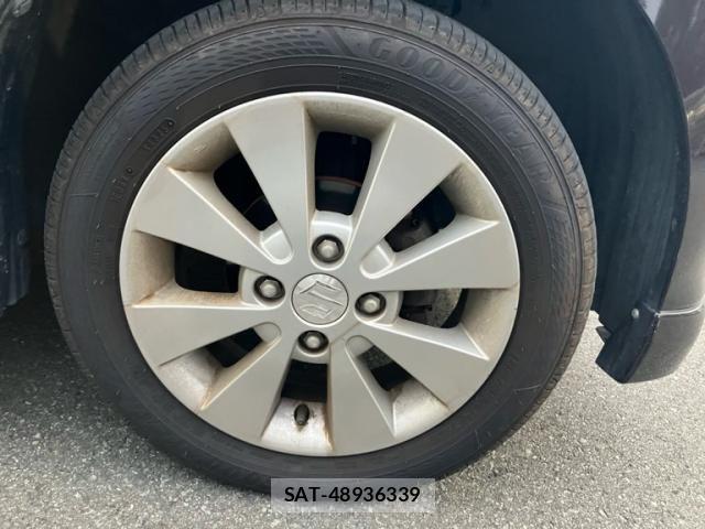 Suzuki WAGON R 2012-01 7621408-4