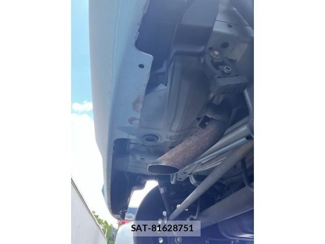 Suzuki WAGON R 2013-03 7621428-5