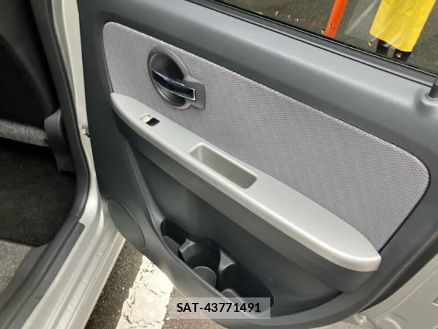 Suzuki WAGON R 2006-02 7730820-19