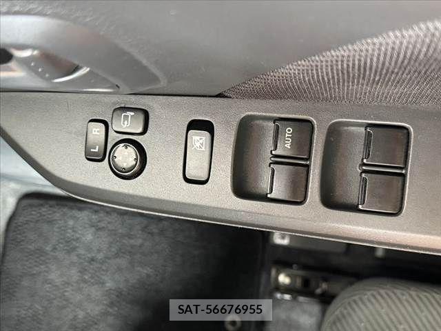 Suzuki WAGON R 2015-08 7880564-25
