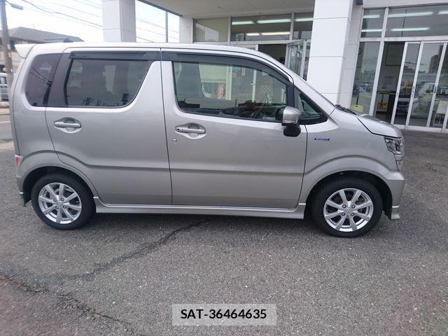 Suzuki WAGON R 2017-08 7880554-9
