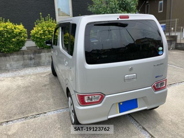 Suzuki WAGON R 2017-07 7880573-3