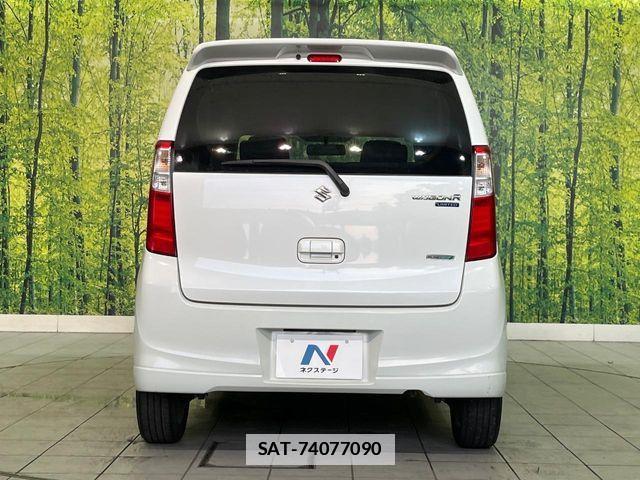 Suzuki WAGON R 2013-08 7880569-13