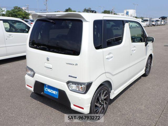 Suzuki WAGON R 2026-06 7903644-9