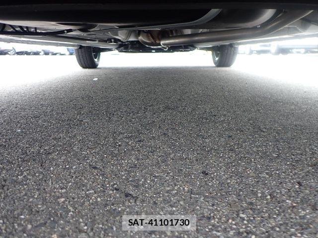 Suzuki WAGON R 2026-06 7903642-13