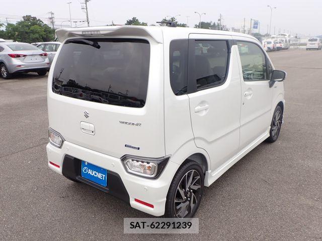 Suzuki WAGON R 2026-06 7903641-9