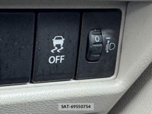 Suzuki WAGON R 2017-06 7981601-24