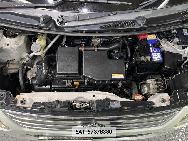 Suzuki WAGON R 2014-04 7981600-17