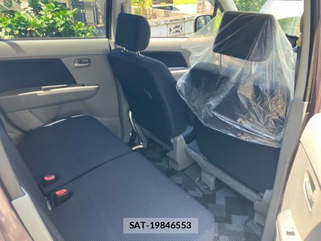 Suzuki WAGON R 2009-03 7981606-13