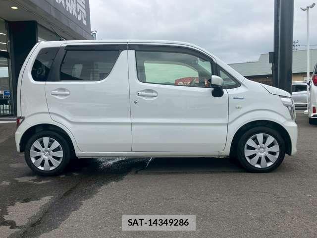 Suzuki WAGON R 2017-11 7981598-17