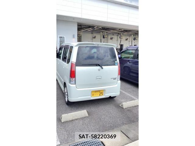 Suzuki WAGON R 2007-11 7981604-1