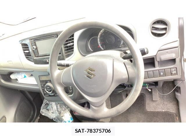 Suzuki WAGON R 2013-03 7981605-6