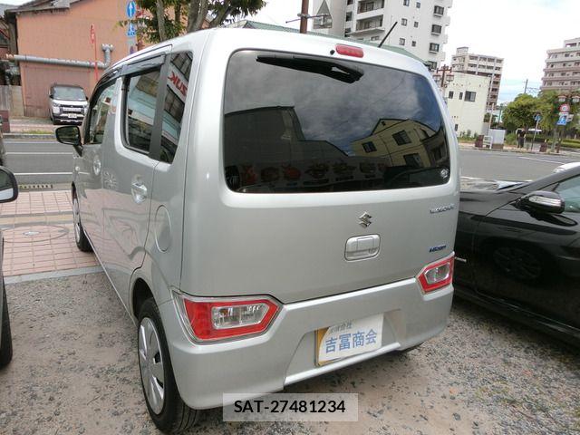Suzuki WAGON R 2021-10 7981597-9