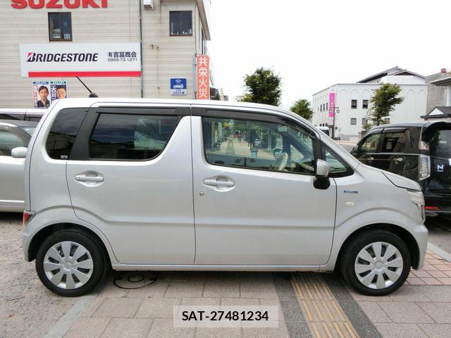 Suzuki WAGON R 2021-10 7981597-8