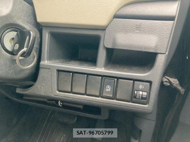 Suzuki WAGON R 2013-10 8039258-12