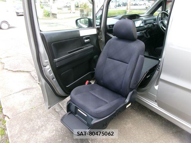 Suzuki WAGON R 2020-09 8039243-28
