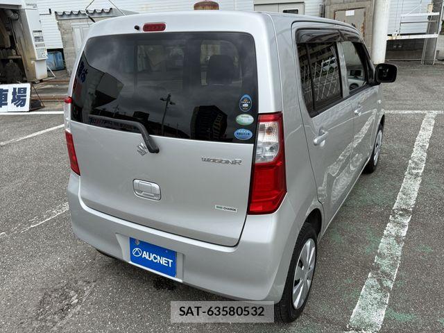 Suzuki WAGON R 2015-06 8039251-4