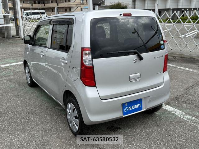 Suzuki WAGON R 2015-06 8039251-6