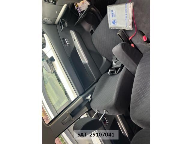 Suzuki WAGON R 2011-06 8039265-11