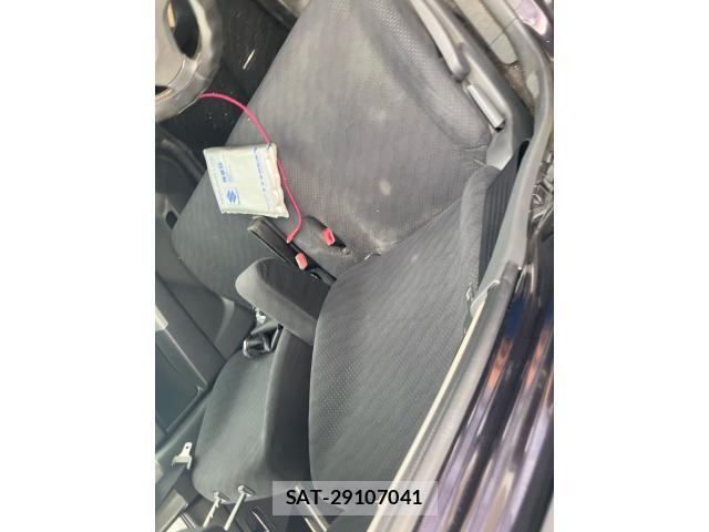Suzuki WAGON R 2011-06 8039265-12