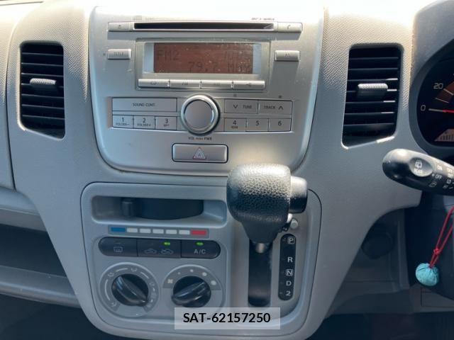 Suzuki WAGON R 2012-06 8039257-19