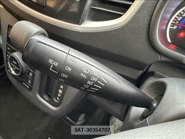 Suzuki WAGON R 2013-08 8039253-28