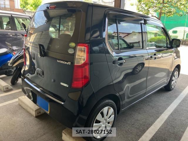 Suzuki WAGON R 2014-01 8039262-6