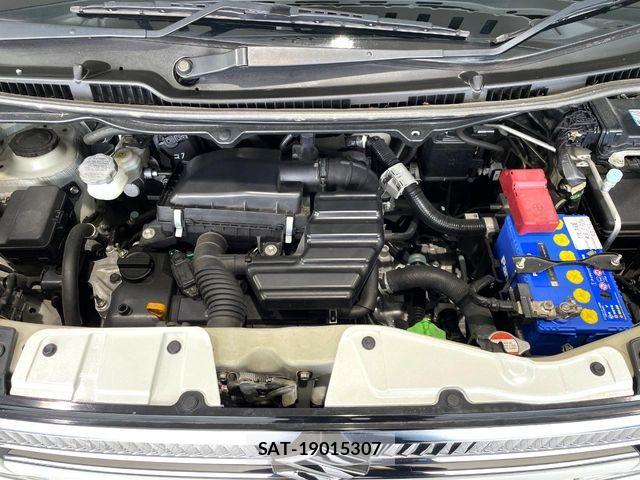 Suzuki WAGON R 2018-03 8076165-17