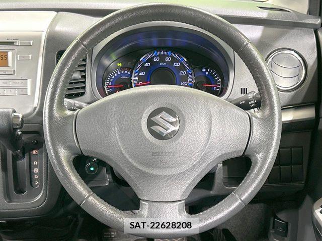 Suzuki WAGON R 2011-12 8076170-10
