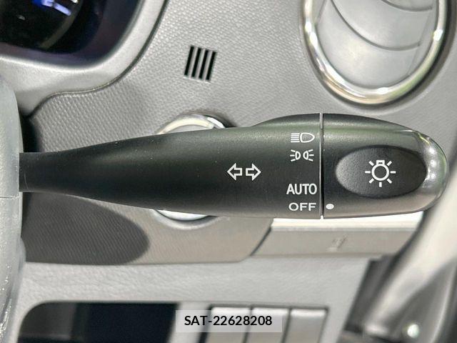 Suzuki WAGON R 2011-12 8076170-4