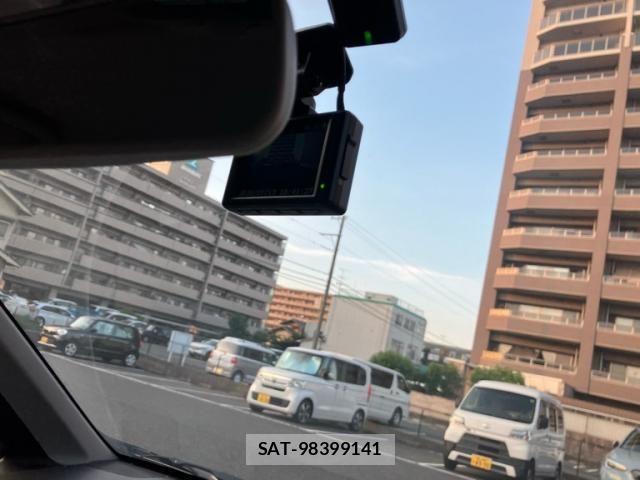 Suzuki WAGON R 2019-04 8076166-24