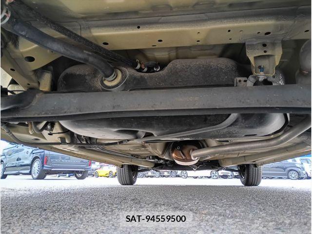 Suzuki WAGON R 2017-04 8102773-6