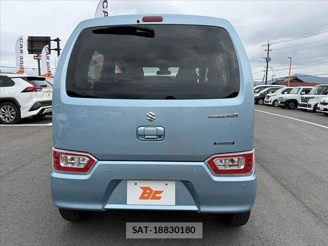 Suzuki WAGON R 2022-05 8102766-13