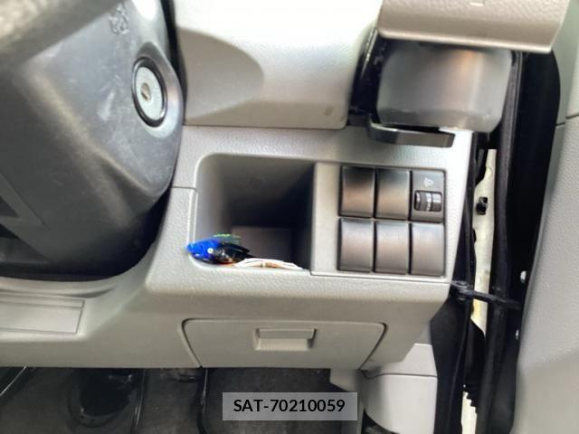 Suzuki WAGON R 2010-01 8102789-17
