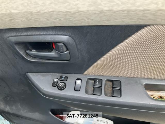 Suzuki WAGON R 2013-11 8102777-13