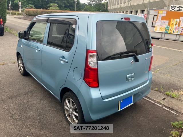 Suzuki WAGON R 2013-11 8102777-6