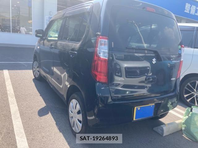 Suzuki WAGON R 2015-12 8102781-10